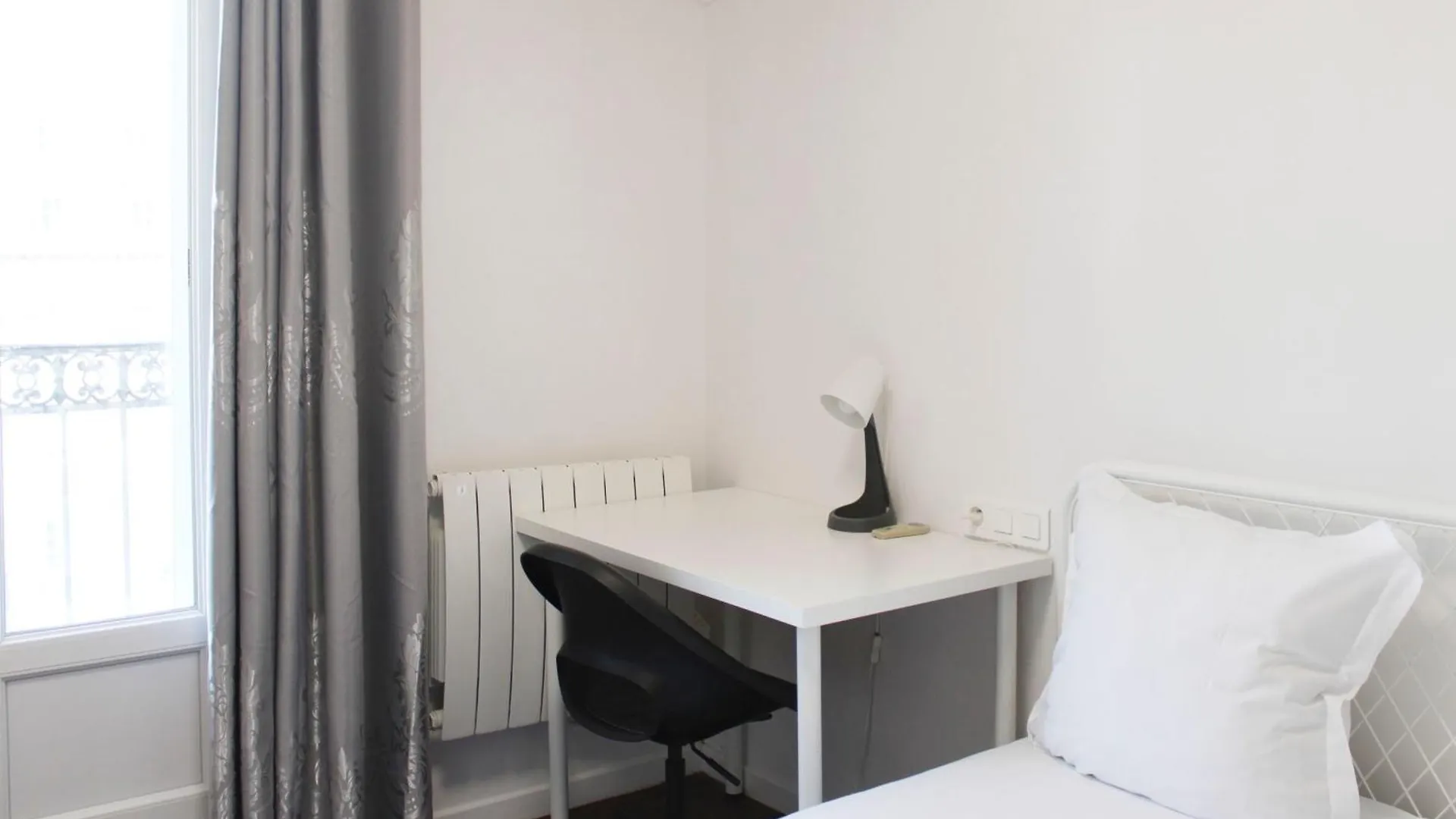 Beautiful And Spacious Apartment In The 10Th Paris