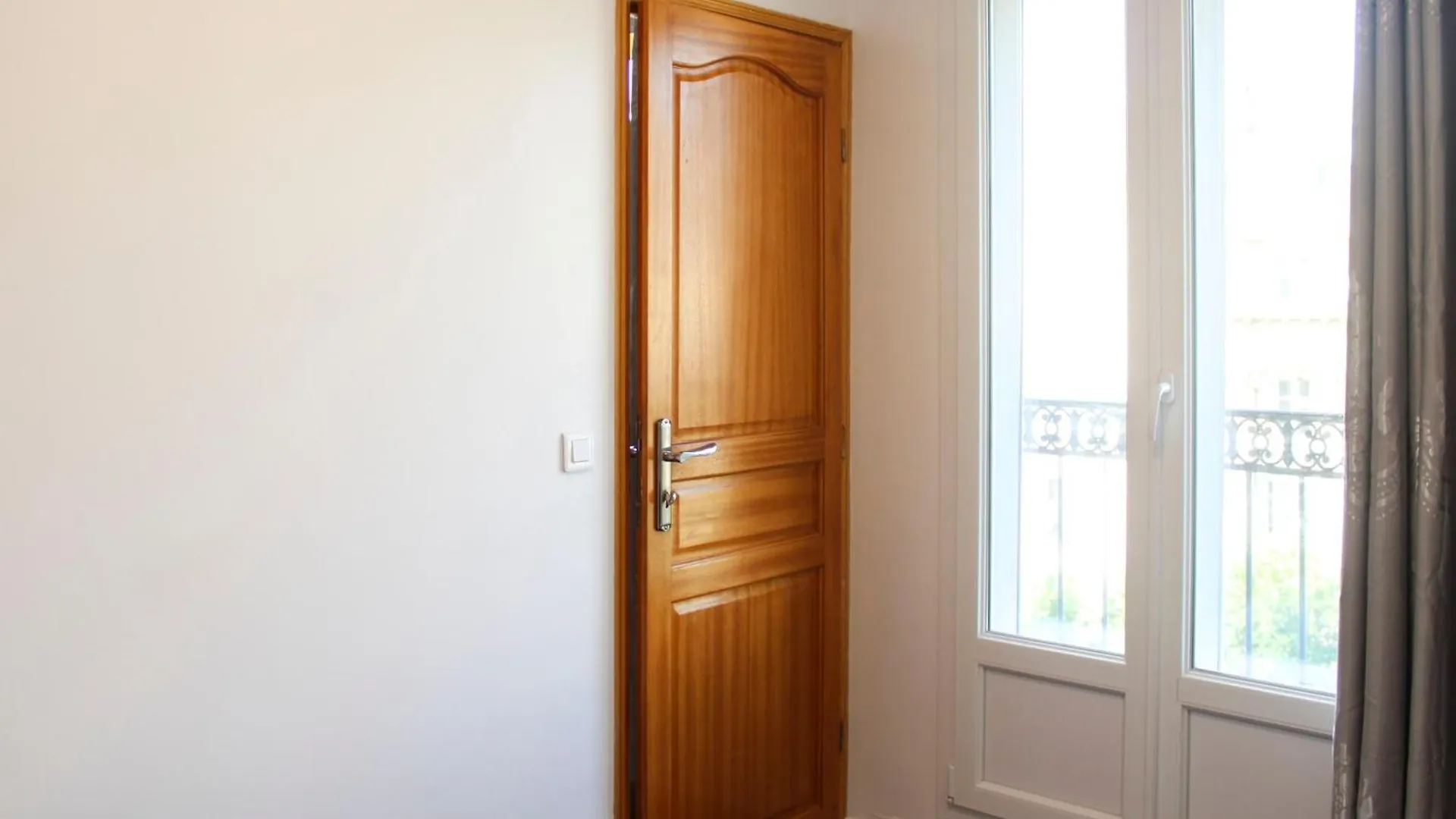 Beautiful And Spacious Apartment In The 10Th Paris
